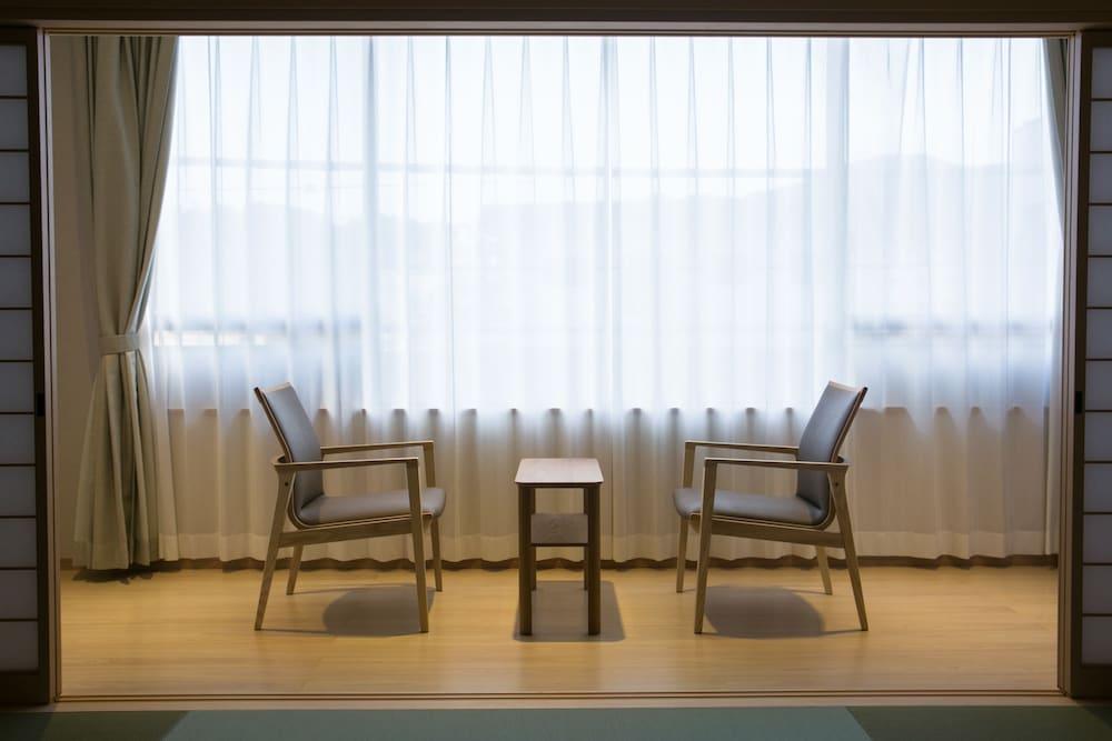Hotel Shiroyama Югавара Экстерьер фото